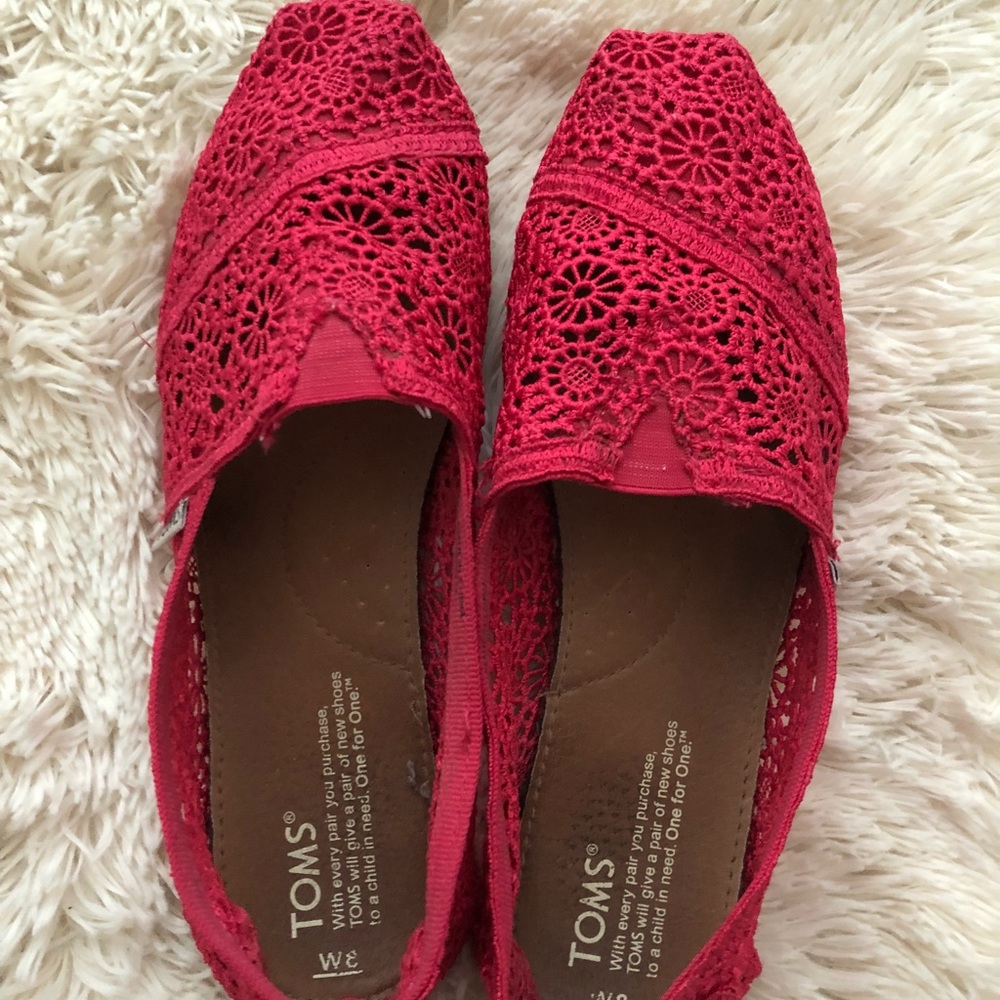 Toms